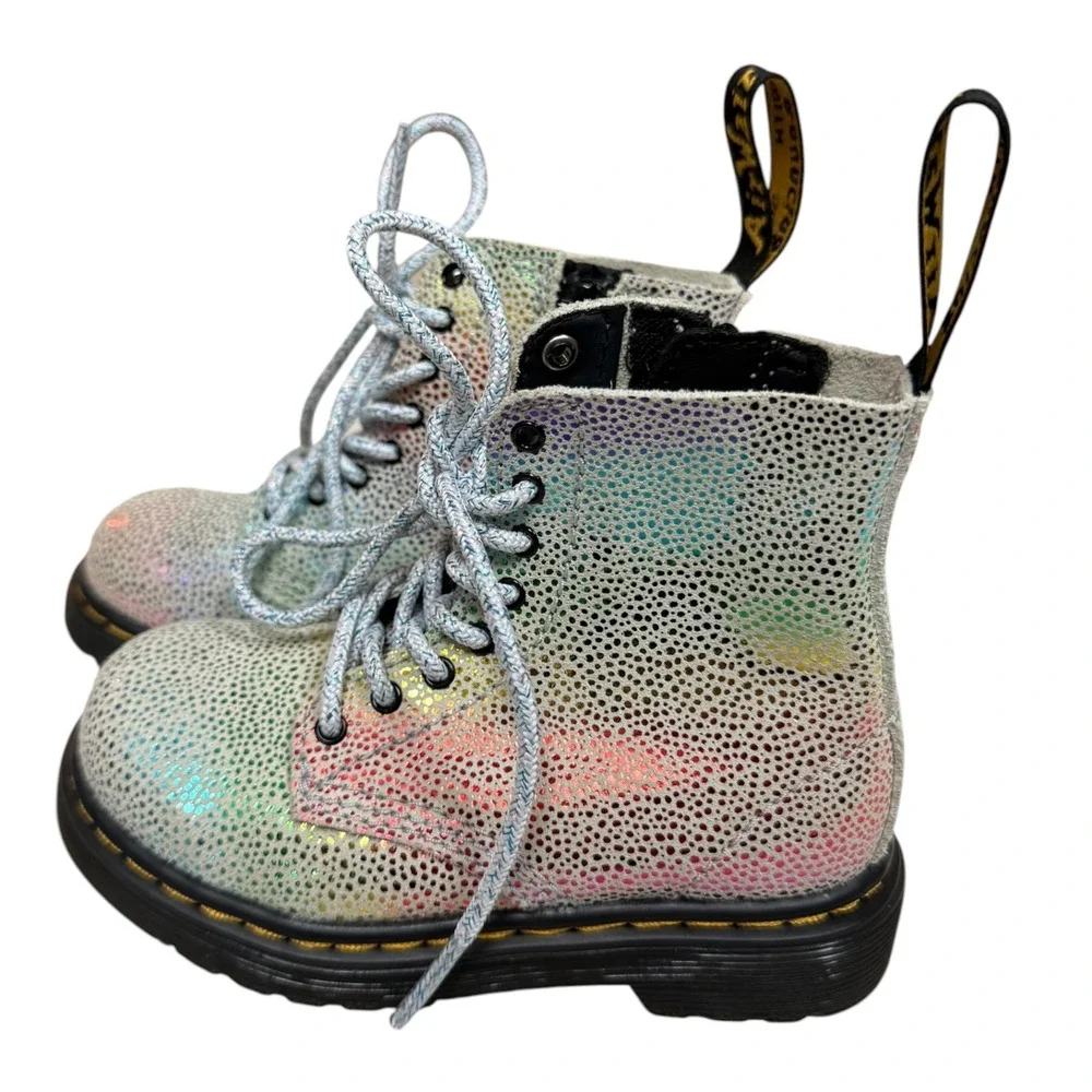 Dr. Martens 1460 Pascal‎ Kids Boots Rainbow Iridescent Leather Size 7 US 6 UK